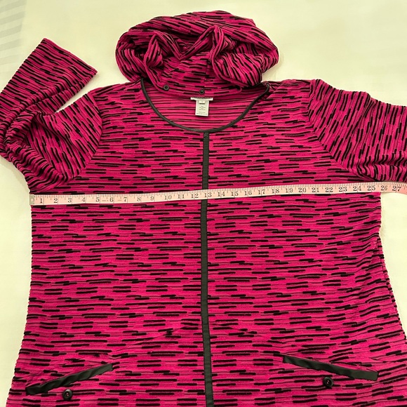 Multiples Textured Fuchsia Tunic with removeable infinity scarf, Size 1X    NWOT - Picture 12 of 13